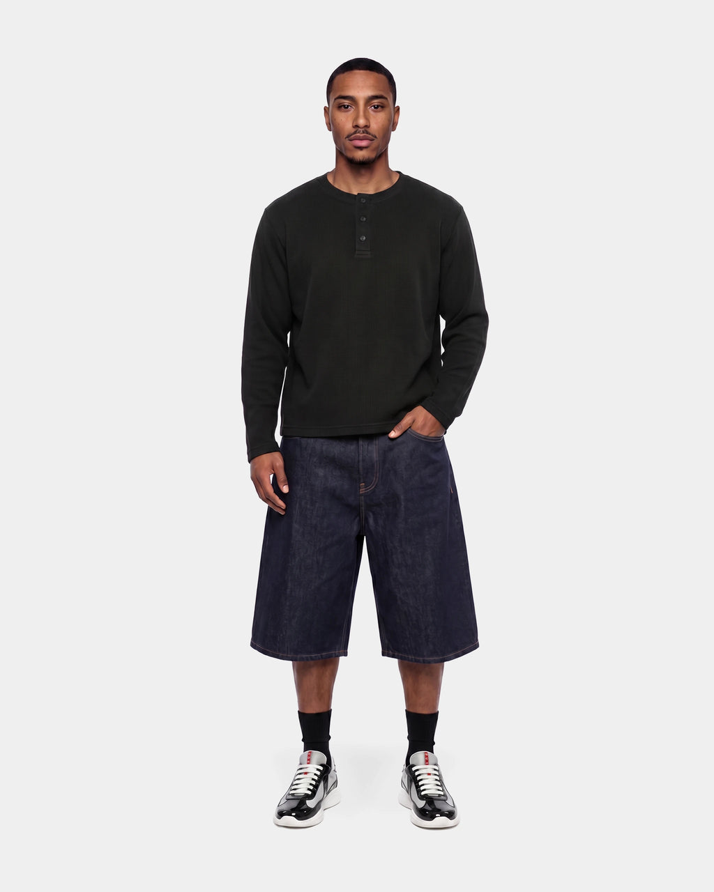 Waffle Black Henley Lognsleeve