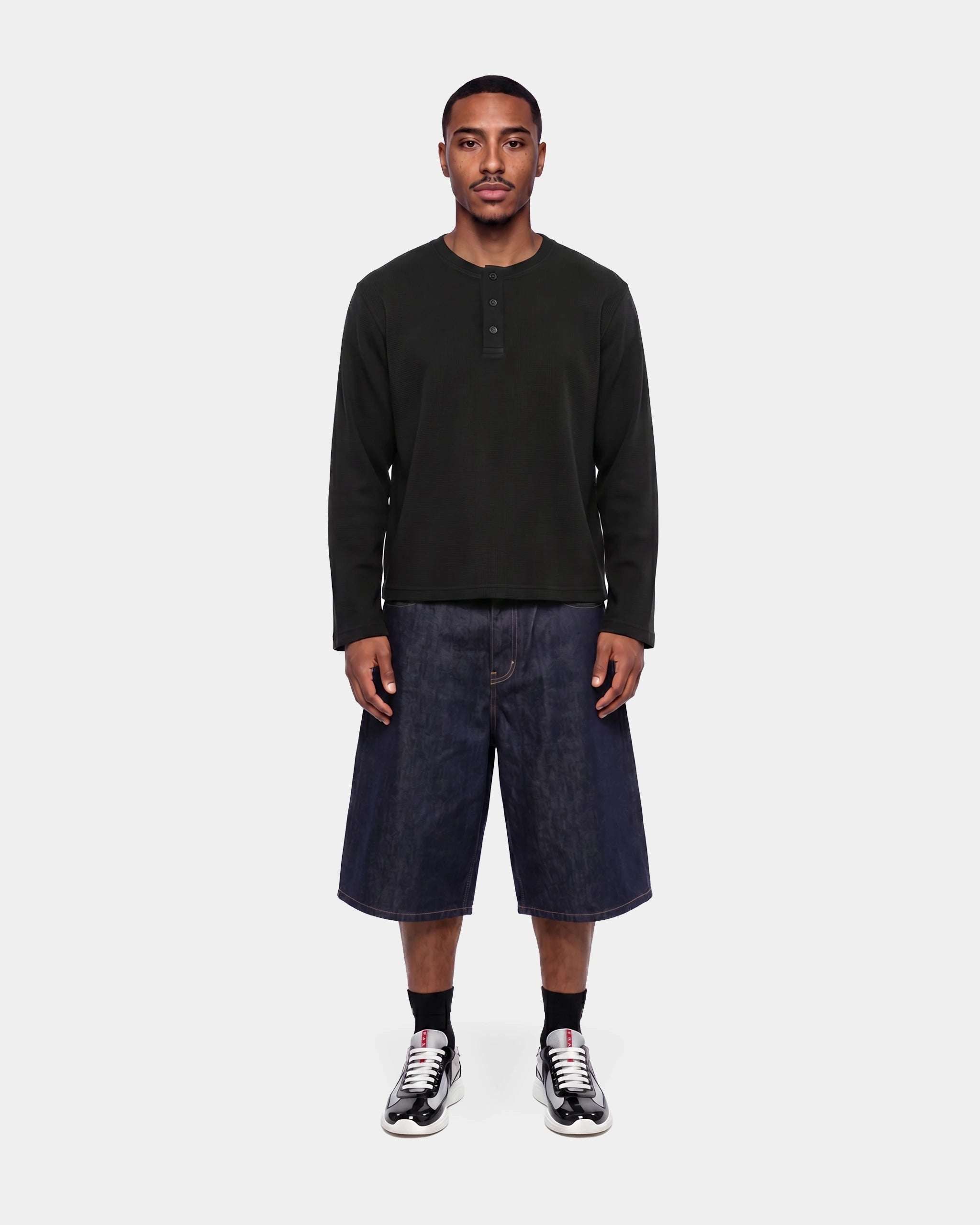Waffle Black Henley Lognsleeve