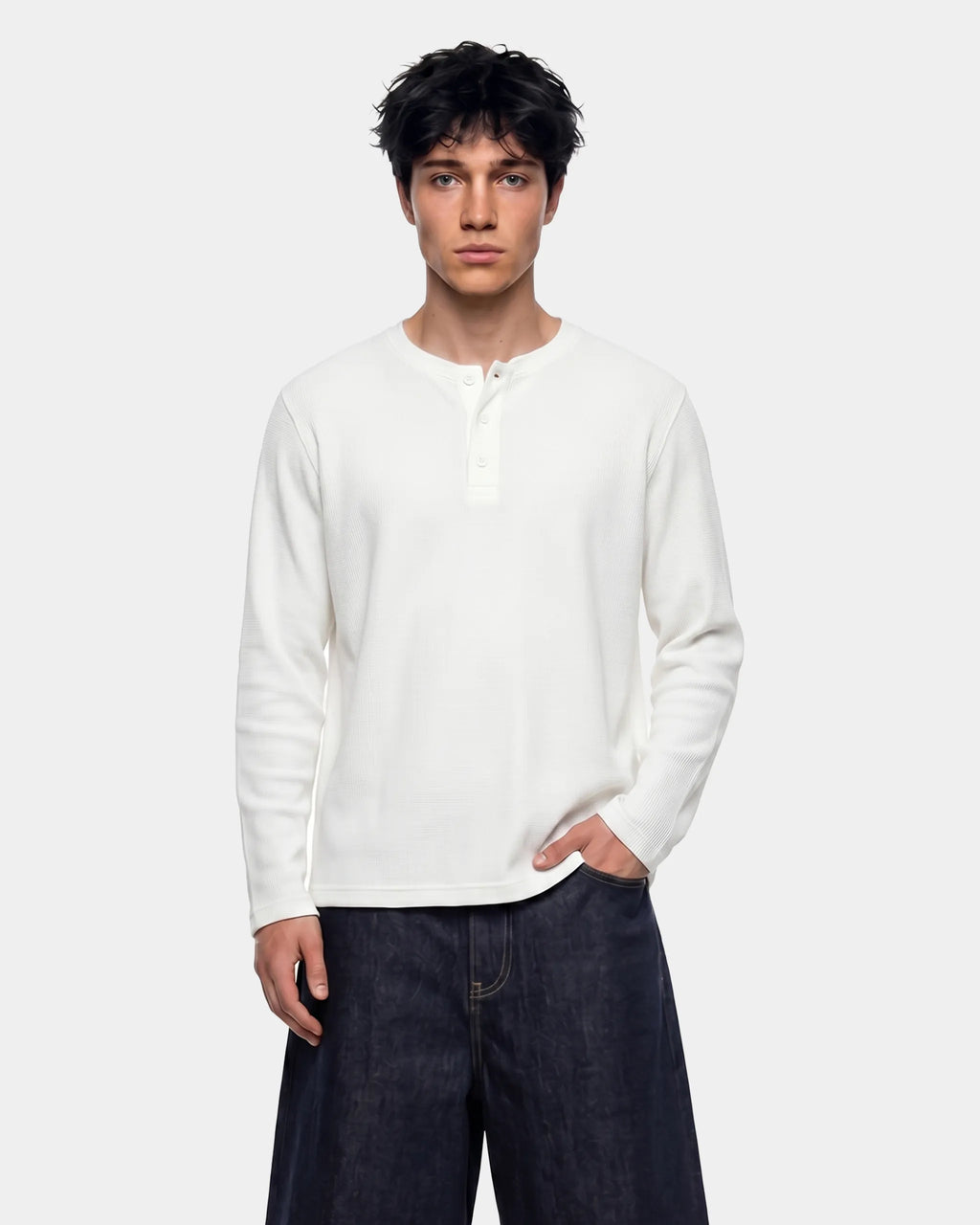 Waffle White Henley Lognsleeve
